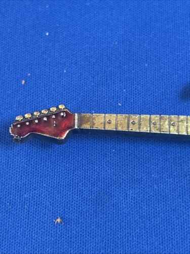 Electric Guitar Belt Buckle Music Rock Roll RB Country Jazz Vintage 1985 Mint - Picture 2 of 7