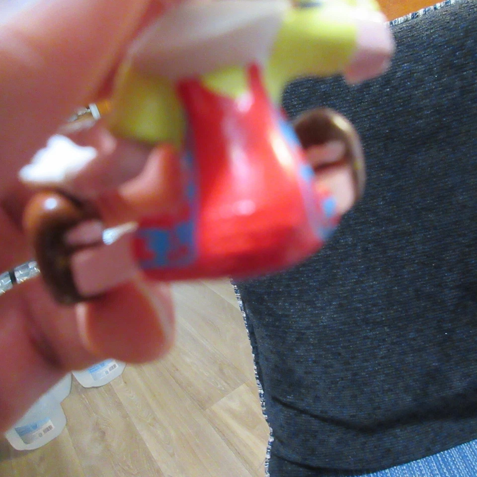 Pinóquio Jiminy brinquedo de topo de bolo de críquete aplausos Disney vintage - Imagem 2 de 3