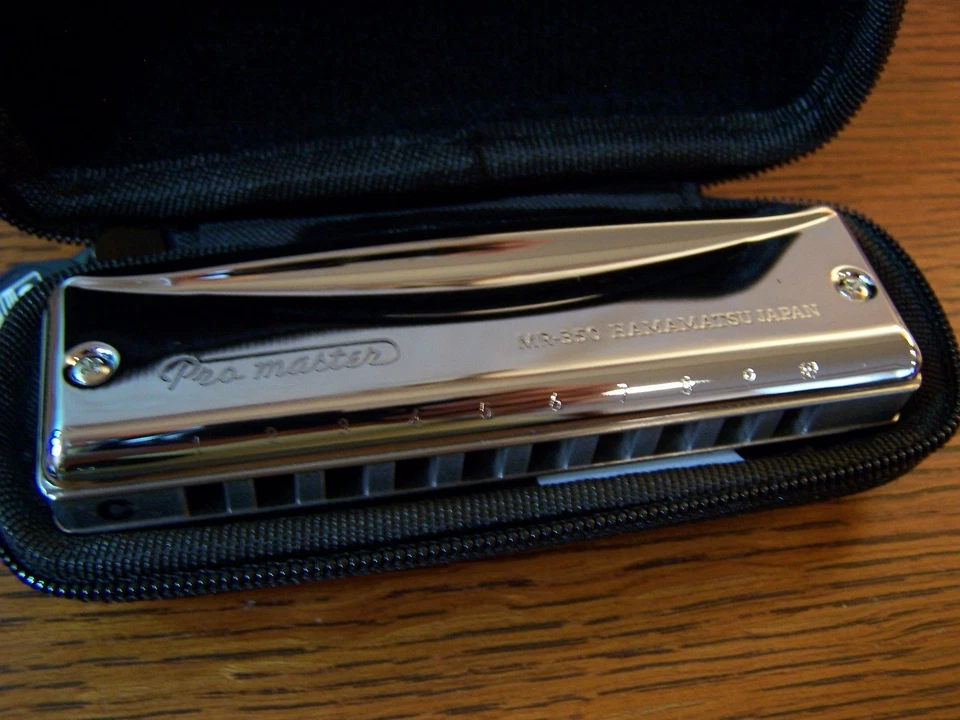 Suzuki Promaster MR350 Harmonica 10 hole C Major New! - Image 3 of 4