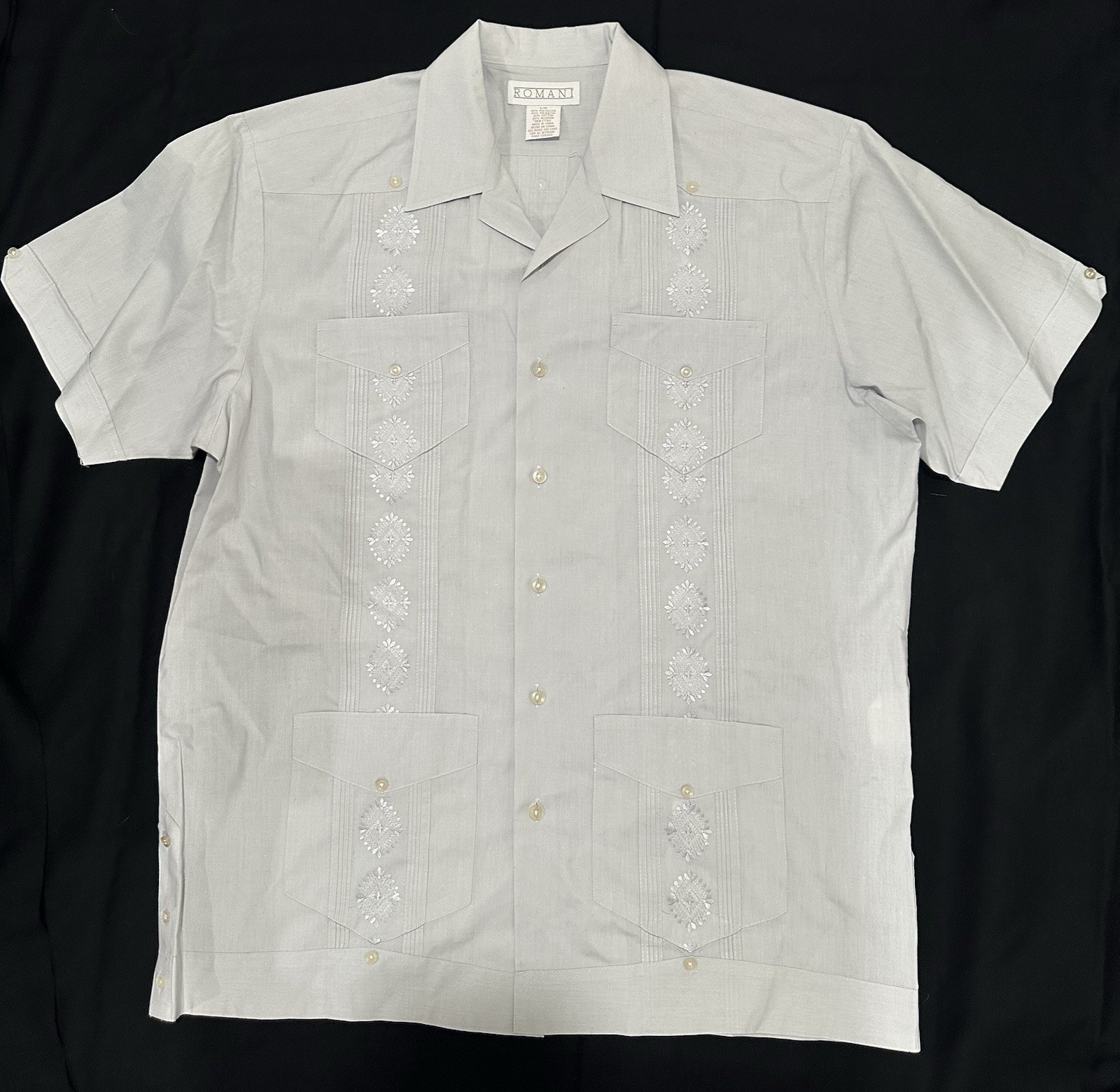 Romani Collection Men's Guayabera Shirt Mens Light Gray Pocket Embroidered Sz  L