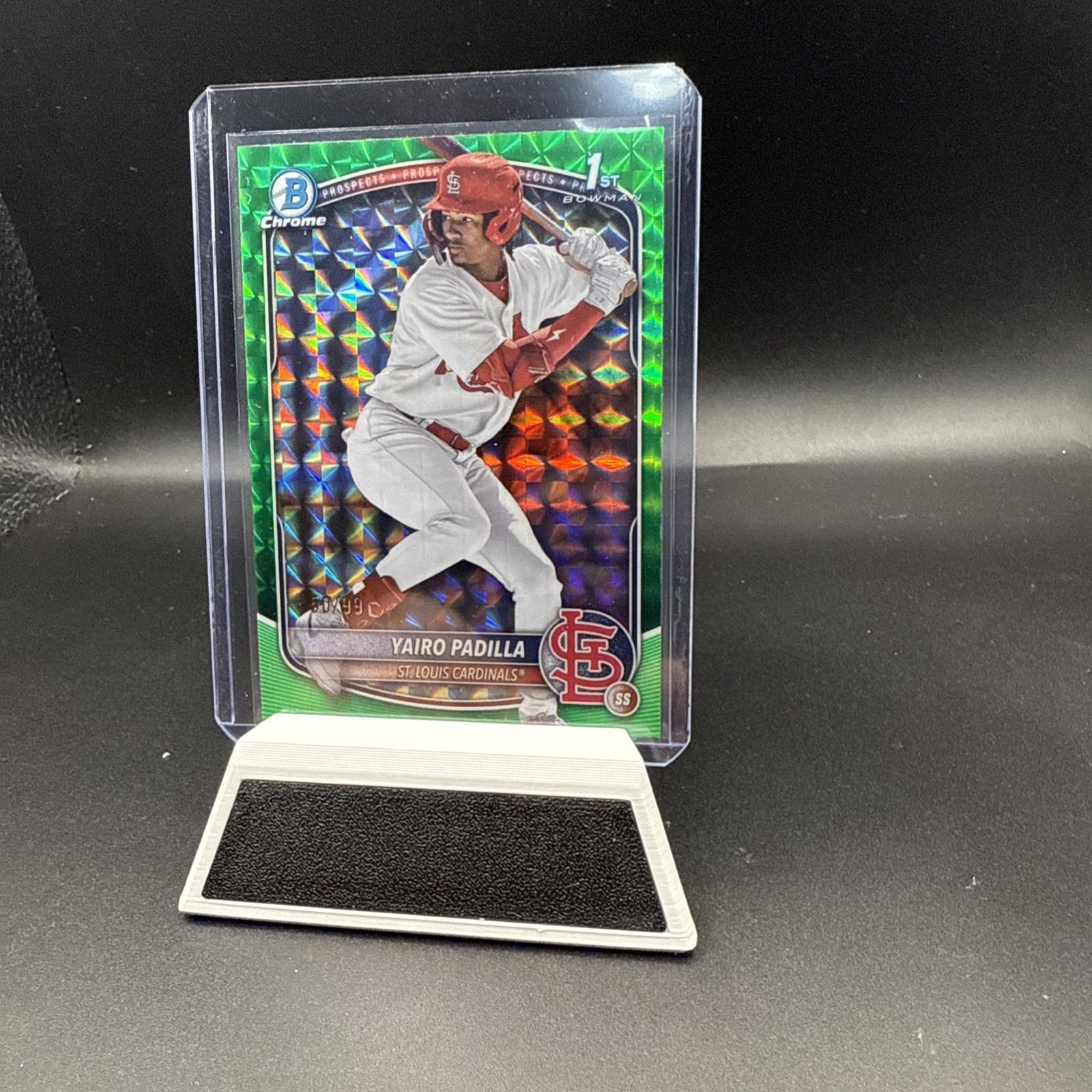 2025 Bowman Chrome YAIRO PADILLA 1st Bowman Green Geometric Refractor /99