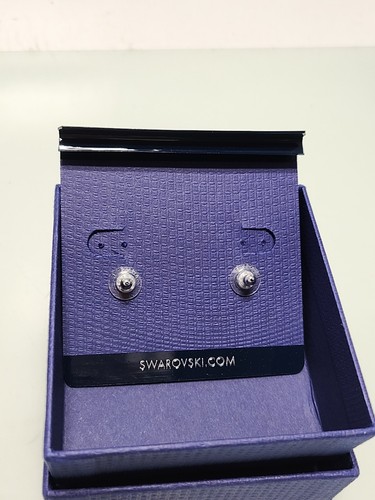Swarovski Curved Stud Earrings - N20-2 - Picture 2 of 3