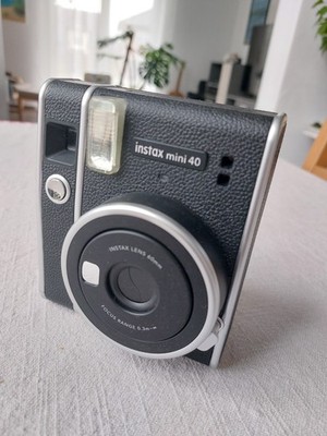 Fujifilm Instax Mini 40 Sofortbildkamera   voll funktionsfähig