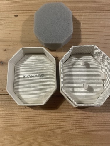 Swarovski Empty Gift Box For Earrings - Picture 1 of 3