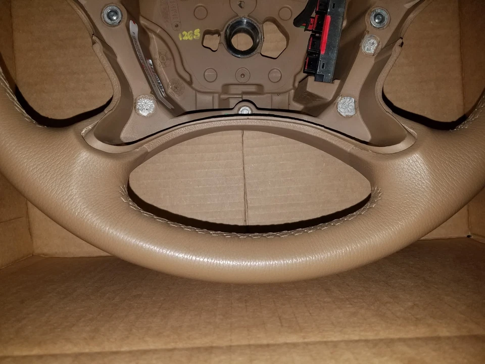 Volante Mercedes W211 E350 E550 2006-2009 CLS500 CLS550 4 RADIOS BEIGE OEM Foto 4 de 4
