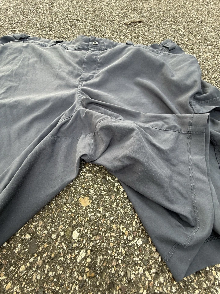 Duluth Trading Co Women’s Dry on the Fly Cargo Shorts Gray 24W Ink Measurements - Image 4 of 4