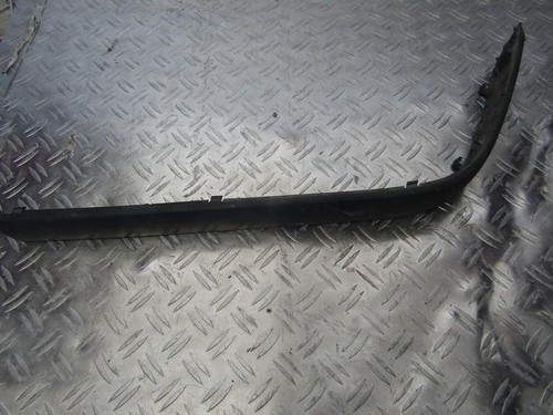 51118146077A Zierleiste Stoßstange Vorne Linke 51.11-8.146.77.A  DE226928-22