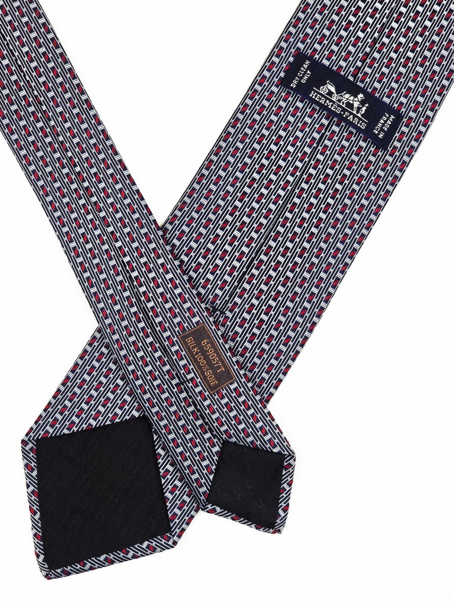 HERMES TIE 659057 T Red Figure H Striped on Dark Blue Woven Silk