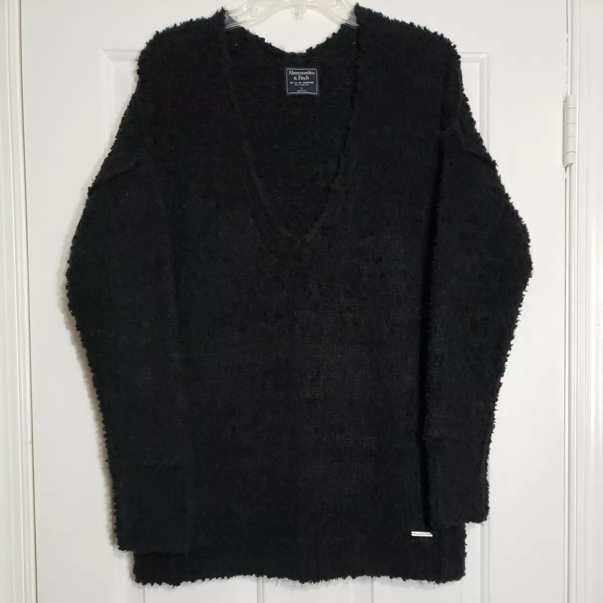Abercrombie Fitch Women s V Neck Teddy Tunic Sweater Black Size Large