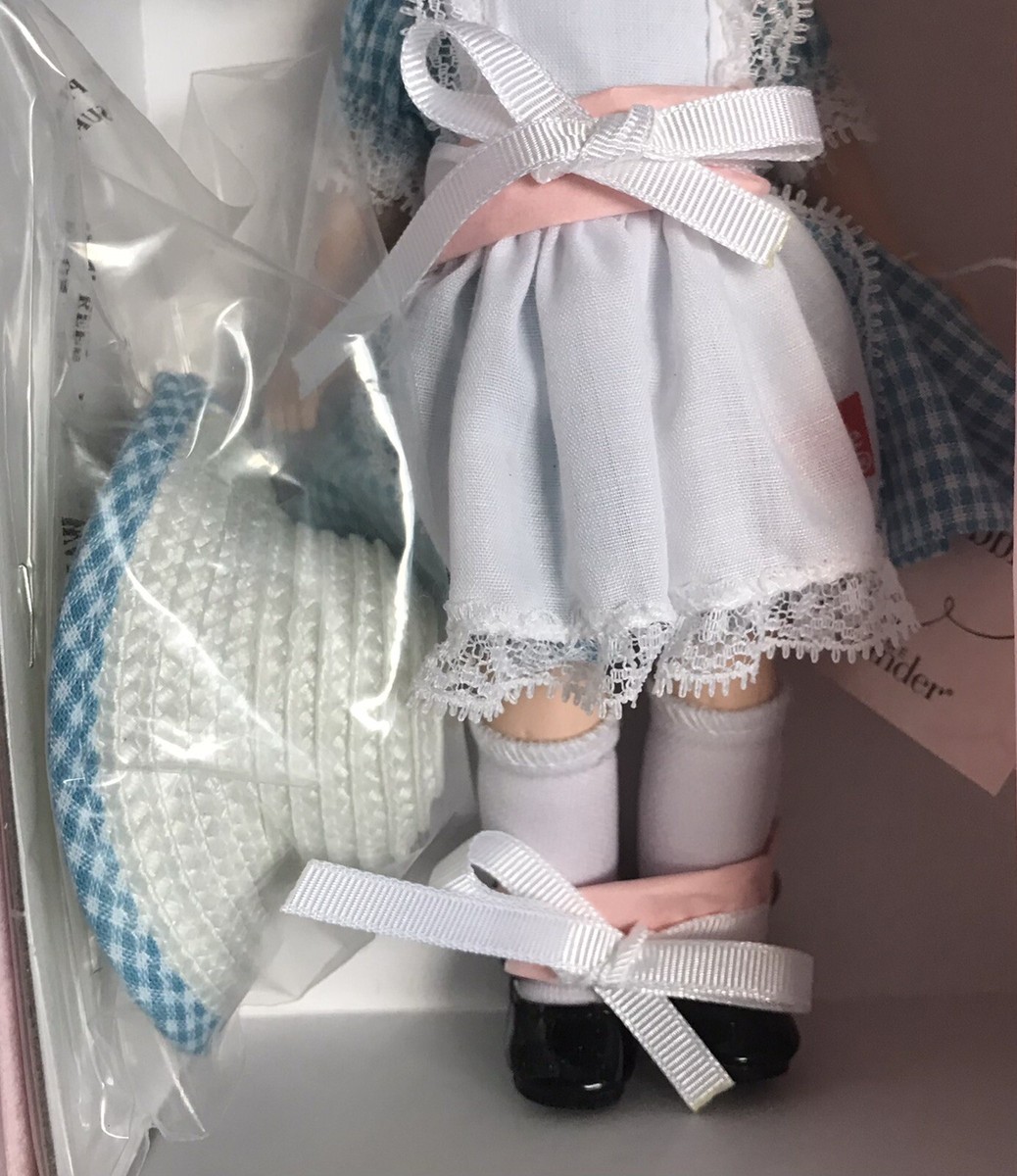 MADAME ALEXANDER 8” LITTLE DEBBIE DOLL, 2006, COMPLETE IN