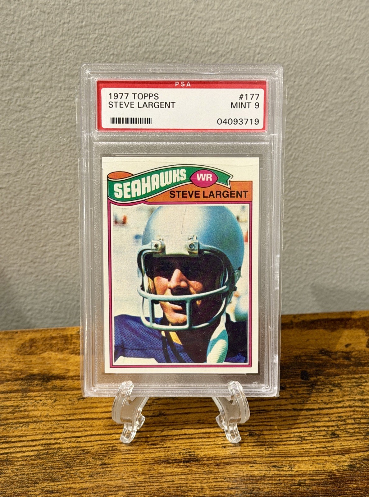 1977 TOPPS #177 STEVE LARGENT RC SEAHAWKS HOF PSA 9