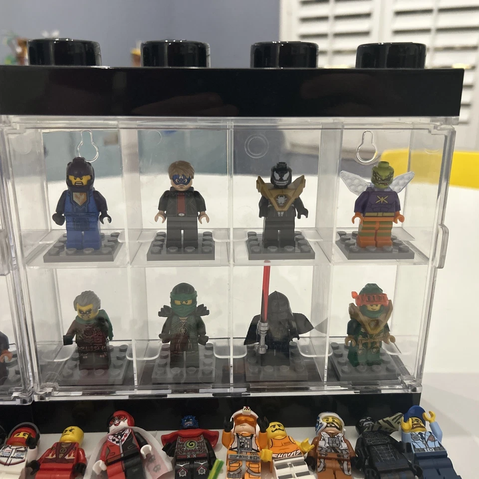 50 Rare Lego Mini figures Just Like Pictures Comes With Cases - Image 4 of 4
