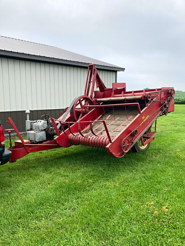 Antique 1949 New Holland model 76 Square Hay Baler