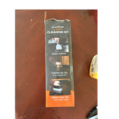 Blackstone 8 Piece Cleaning Kit Griddle Scraper, Scouring Pad, Pumice Stone