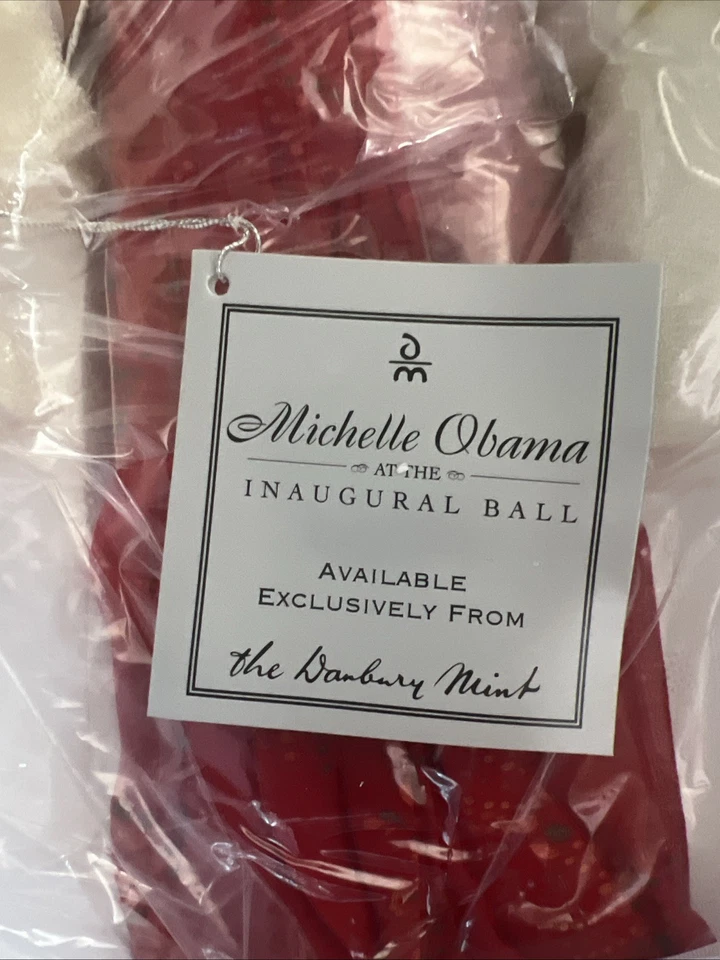 Vestido rojo Danbury Mint inauguración 2013 Michelle Obama figura Primera Dama 17,25" Foto 2 de 4