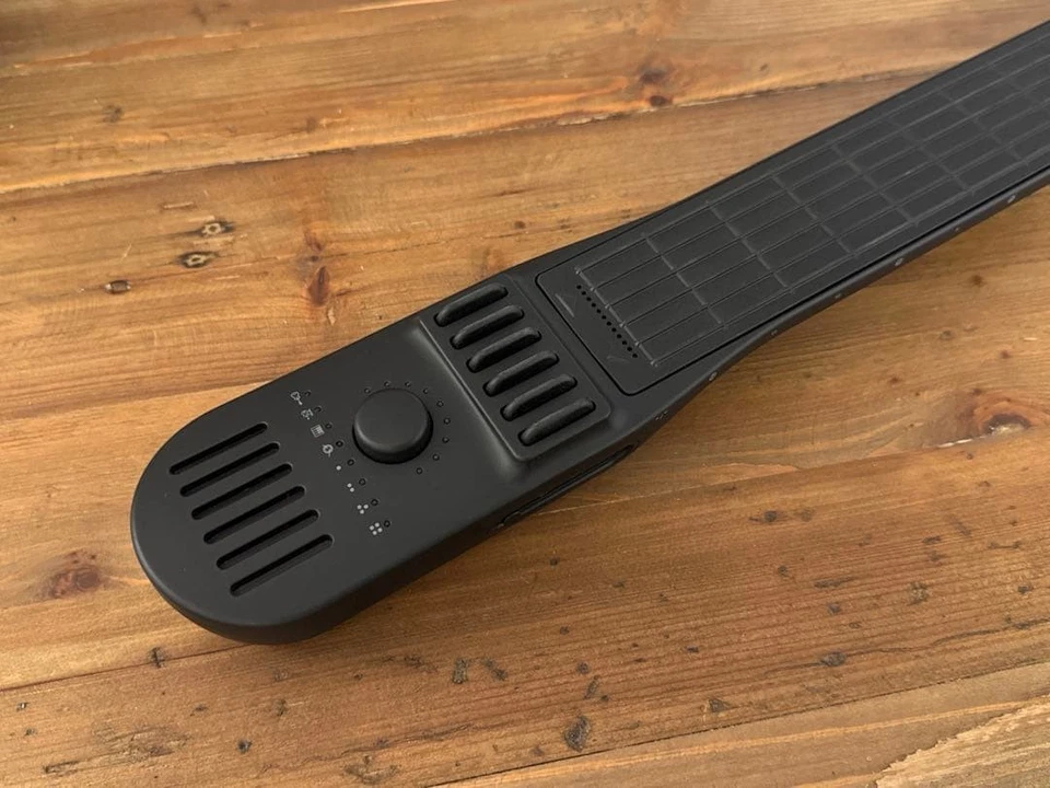 Artiphon INSTRUMENT 1 MIDI MPE String Controller White Built-in Speaker w/cable - Image 2 of 4