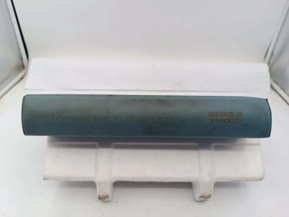 Manuale officina Jaguar E Type Serie 3 V12 originale in Italiano no copia ed '71 - Immagine 2 di 4