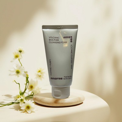 Deep Clean & Purify | Volcanic BHA Pore Cleansing Foam by Innisfree - 5.3 fl oz