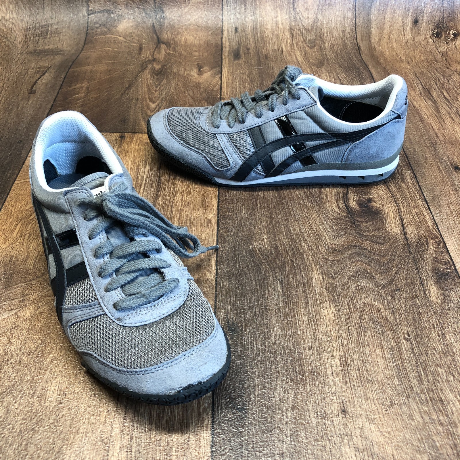 Onitsuka Tiger Ultimate 81 Shoes Men's Size 5.5 Gray Black Fashion HN201 W's 7.5