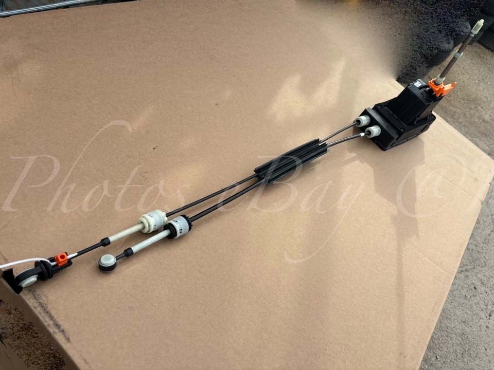 Levier et cable commande de vitesse BVM6 RENAULT CLIO RS (3) 2.0 16V 197cv - Image 2 of 3