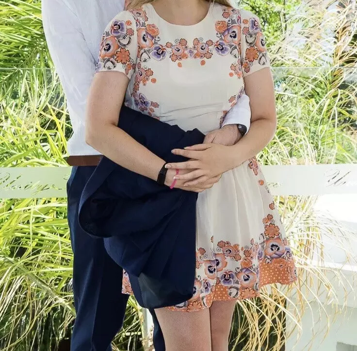 Oasis cream floral shop dress