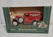 ERTL 1932 Ford Panel Delivery Truck Bank RED 1:25 New in Box