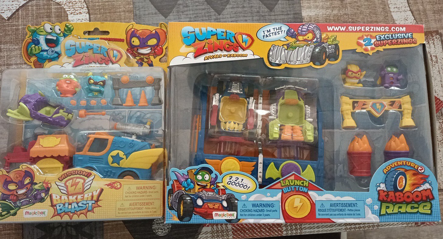 LOTTO SUPER ZINGS superzings Kaboom RACE Playset +MISSION BAKERY BLAST NUOVI