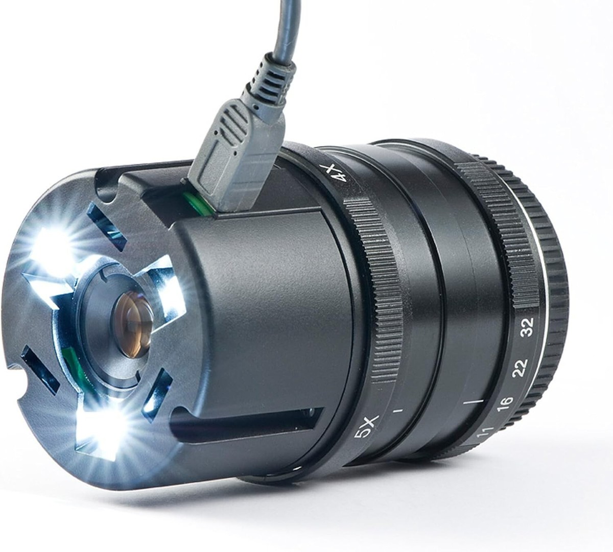 17.nanoko様 ZX17U-5N Compact Excavators - Hitachi Construction Machinery Americas