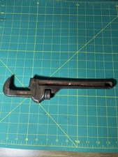 Vintage Toledo Beaver Tools 10" Inch Heavy Duty Pipe Wrench MADE IN USA