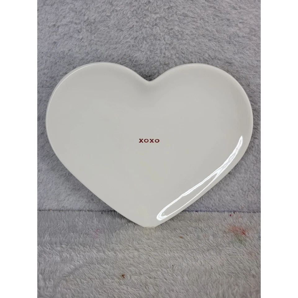 Juego de 4 platos de San Valentín en forma de corazón Pottery Barn Love XOXO rojo blanco cerámica Foto 2 de 4