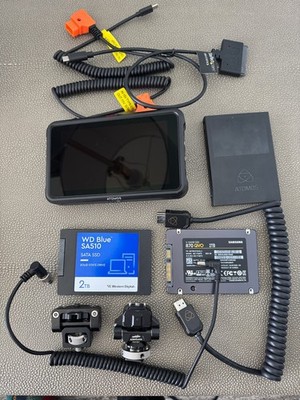 Atomos Ninja V 5'' 4K Monitor AND 2x2TB SATA SSD - All Unused/Perfect Condition