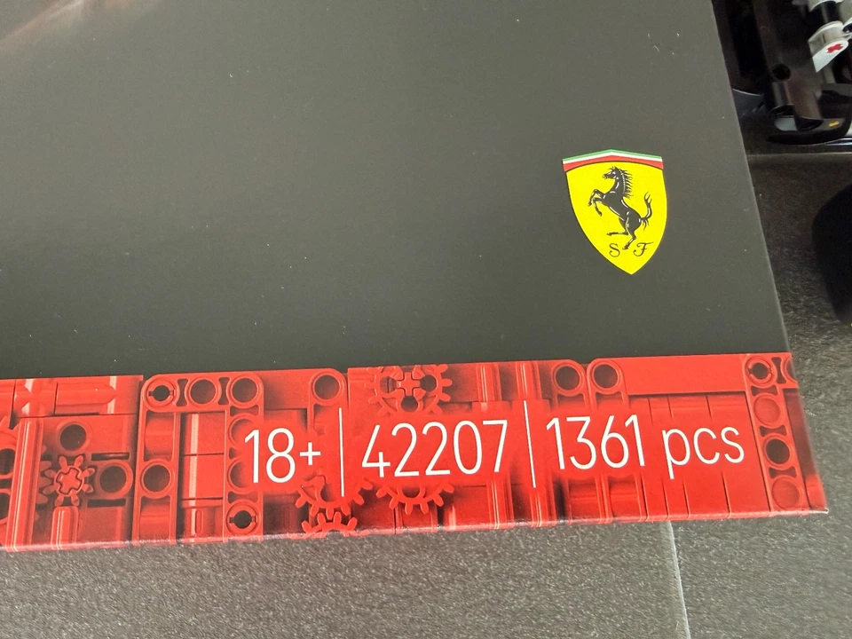LEGO FERRARI SF-24 42207  GEBAUT KOMPLETT ANLEITUNG OVP - Bild 3 von 4