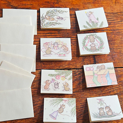 8 Vintage Mini House Mouse Designs Blank Holiday Gift Cards 2in