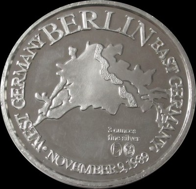 1989 BERLIN WALL 3oz .999 SILVER GERMANY COMMEMORATIVE 51mm