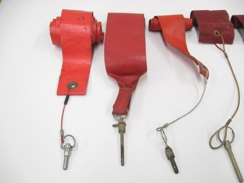Miscellaneous Locking / Stow Pins - Dassault Falcon 50 - Picture 2 of 9