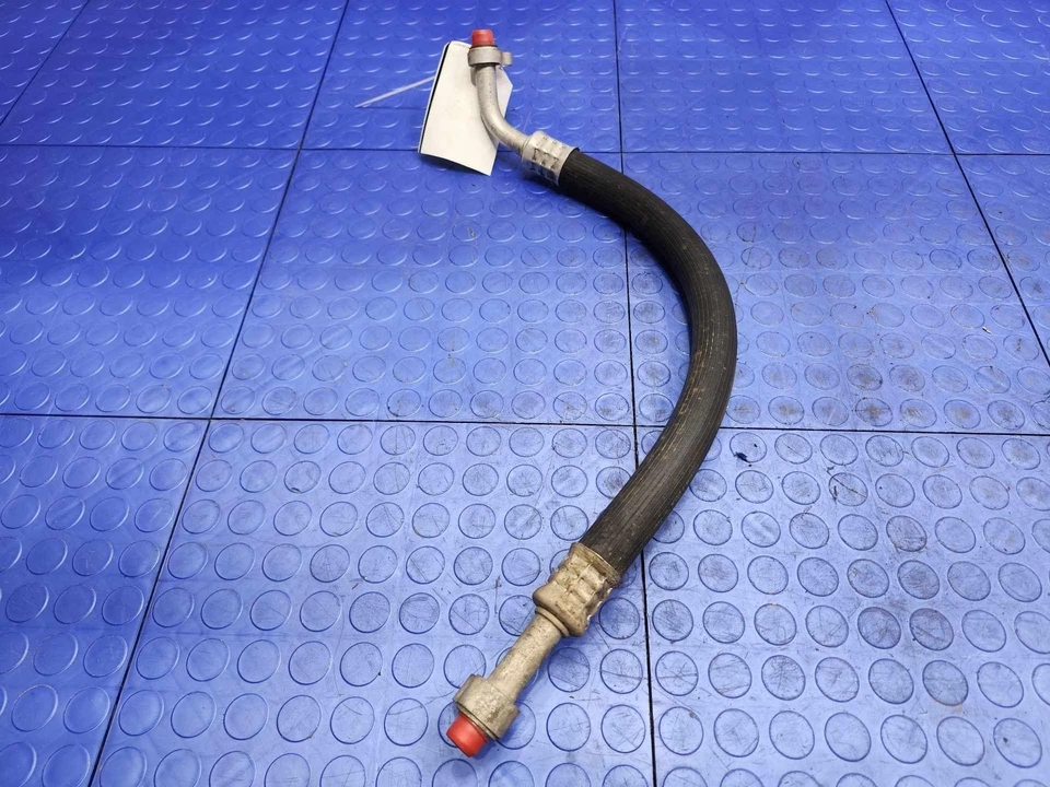 2003-2005 Chevy Silverado 1500 AC Refrigerant Discharge Hose 8 Cyl OEM 15187280 - Image 2 of 4