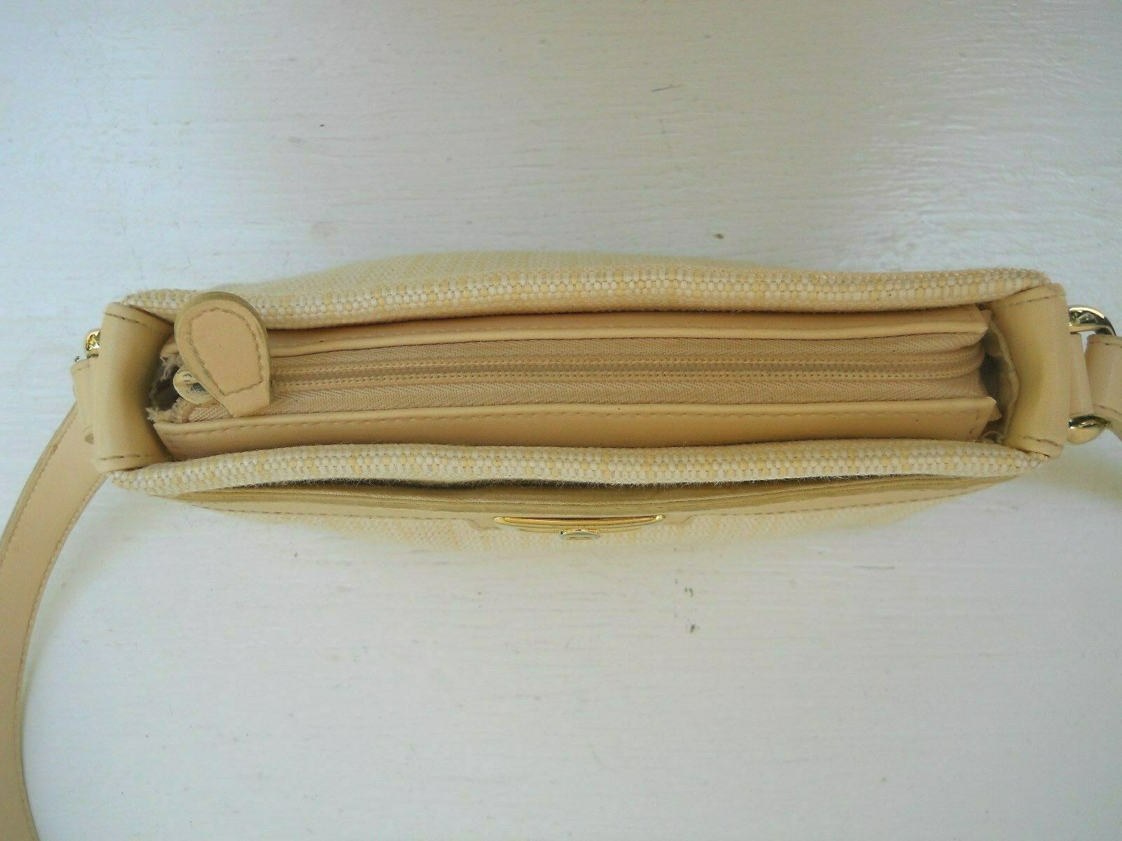 Picture 7 of 11