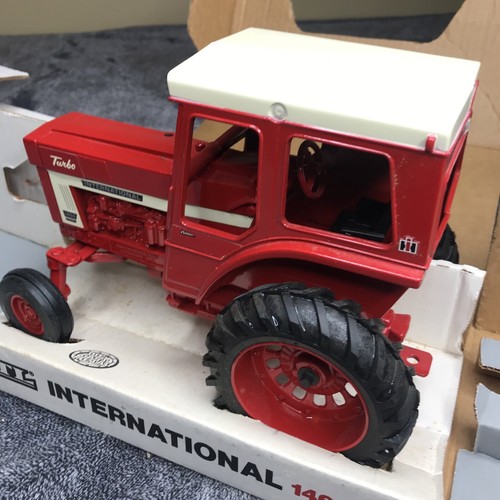 International Turbo 1466 Tractor Special Edition #4622 Vintage 1990 ERTL 1:16 - Picture 12 of 22