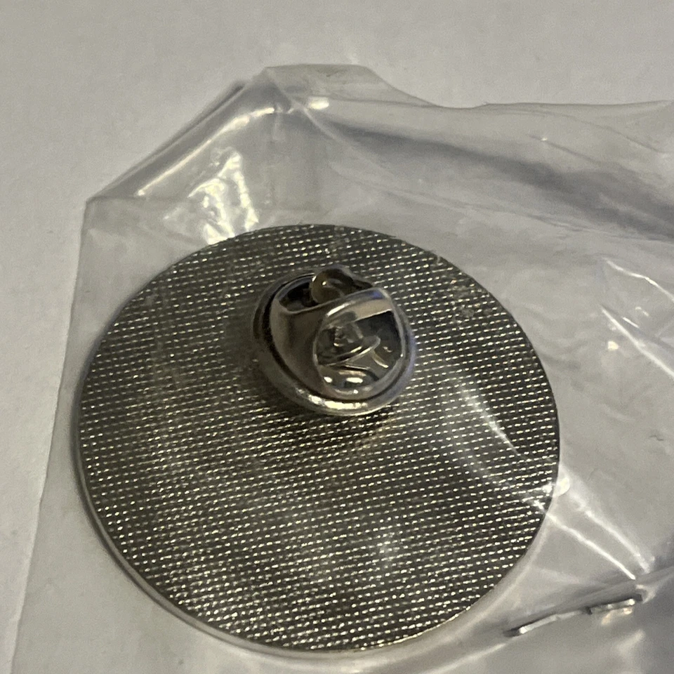 2011 Washington Nationals Season Ticket Holder Lapel Pin - Image 2 of 2