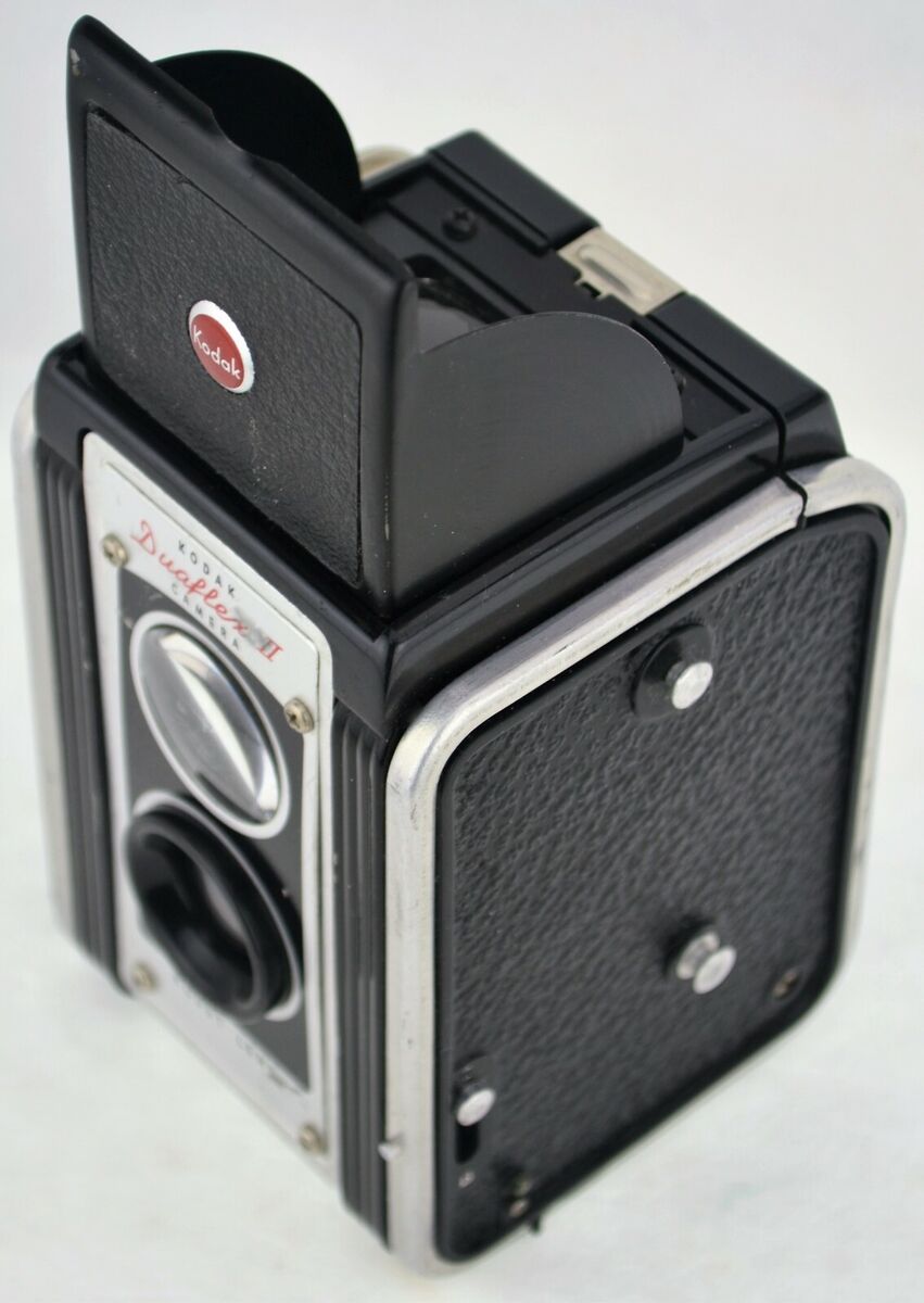 ANTIQUE VINTAGE Kodak Camera DUAFLEX II TLR style - Clean ANTIQUE VINTAGE Kodak Camera DUAFLEX II TLR style - Clean