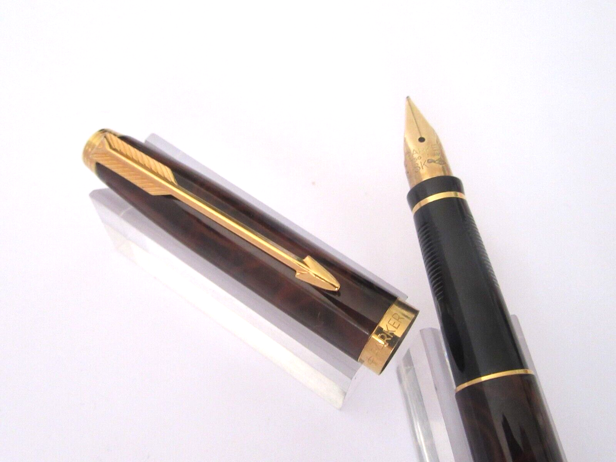 Stylo Plume Parker - Laqué Vert Avec Plume En Or 18 Carats - Occasion