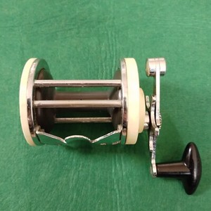 Moulinet De Pêche Vintage Garcia Mitchell 600 - Fabriqué En France - Mer