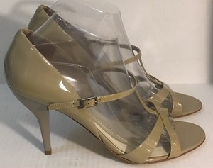 nine west t strap sandals