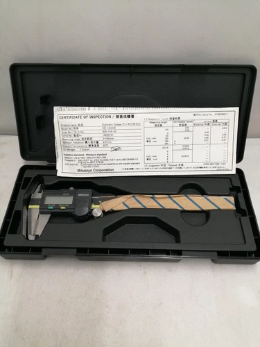 Mitutoyo Digital Caliper Model No.  CD 15AXW  from JAPAN