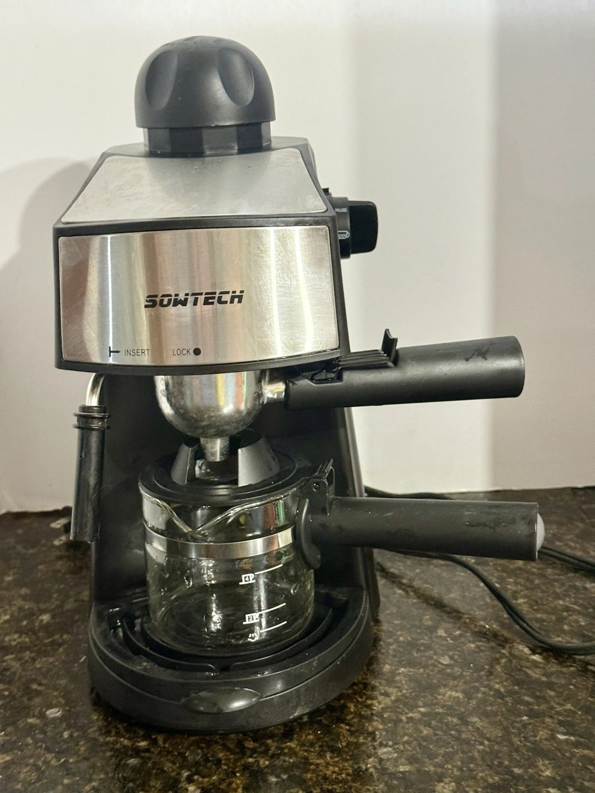 Espresso Coffee Machine Cappuccino Latte Maker 3.5 Bar 1-4 Cup with Steam Milk