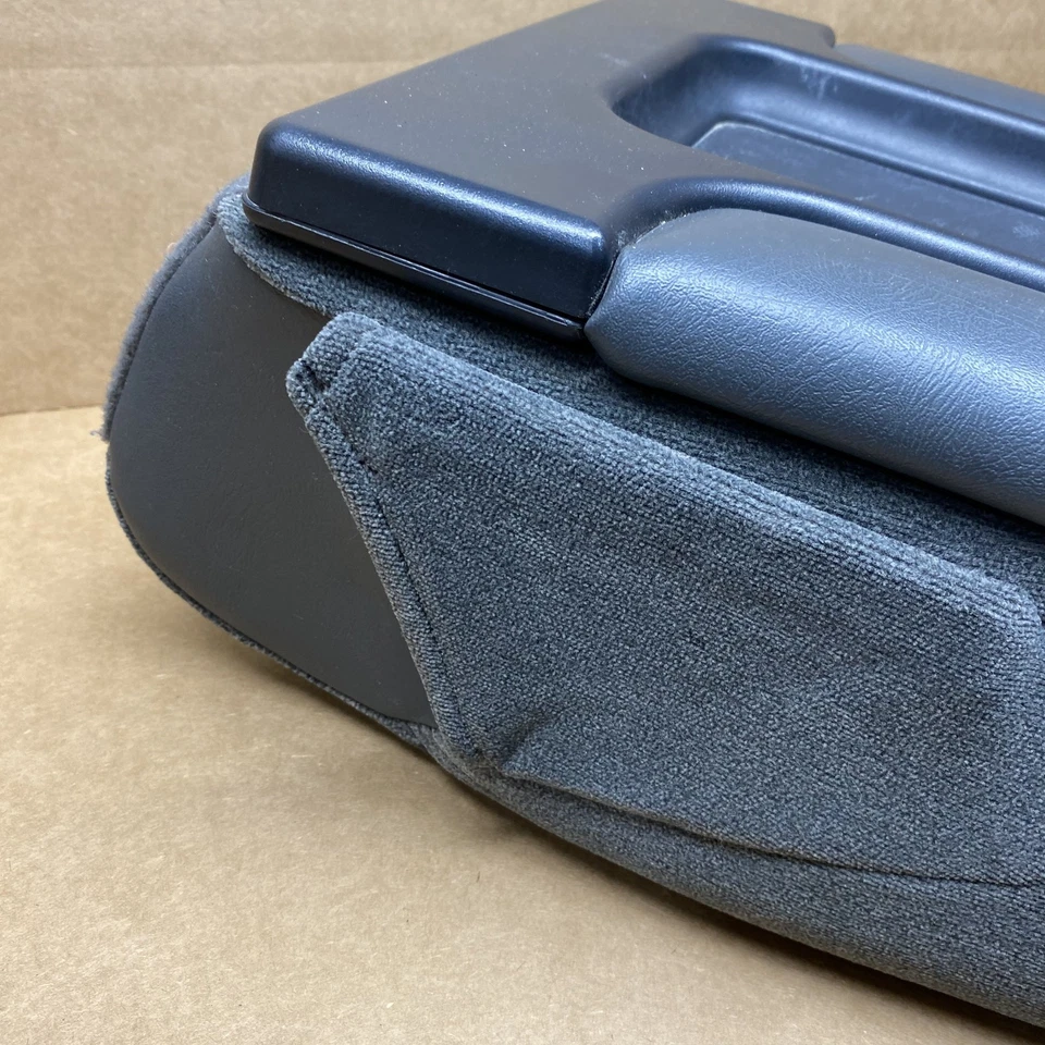 99-06 Chevy GMC Silverado Sierra Avalanche consola central reposabrazos asiento de salto Foto 2 de 4