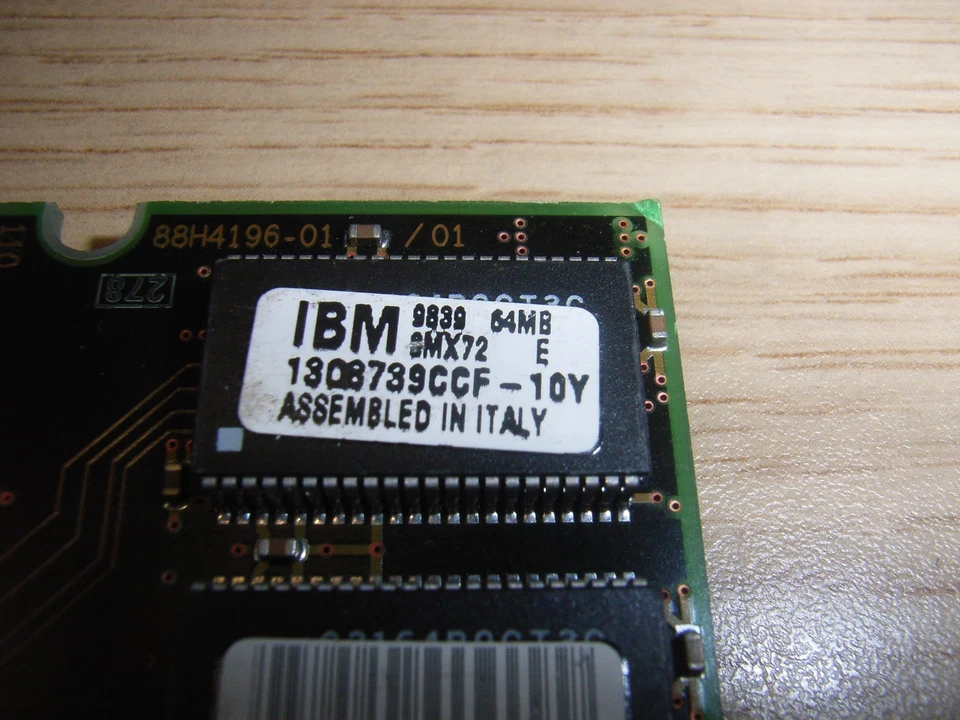 3 x IBM 1308739CCF-10Y RAM 64MB= 192 MB 8Mx72 SDRAM SGI 9940084 SGI OCTANE - Bild 4 von 4