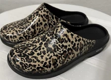 Oofos Oocloog Brown & Tan Leopard Print Recovery Slip On Clogs Women's Size 8