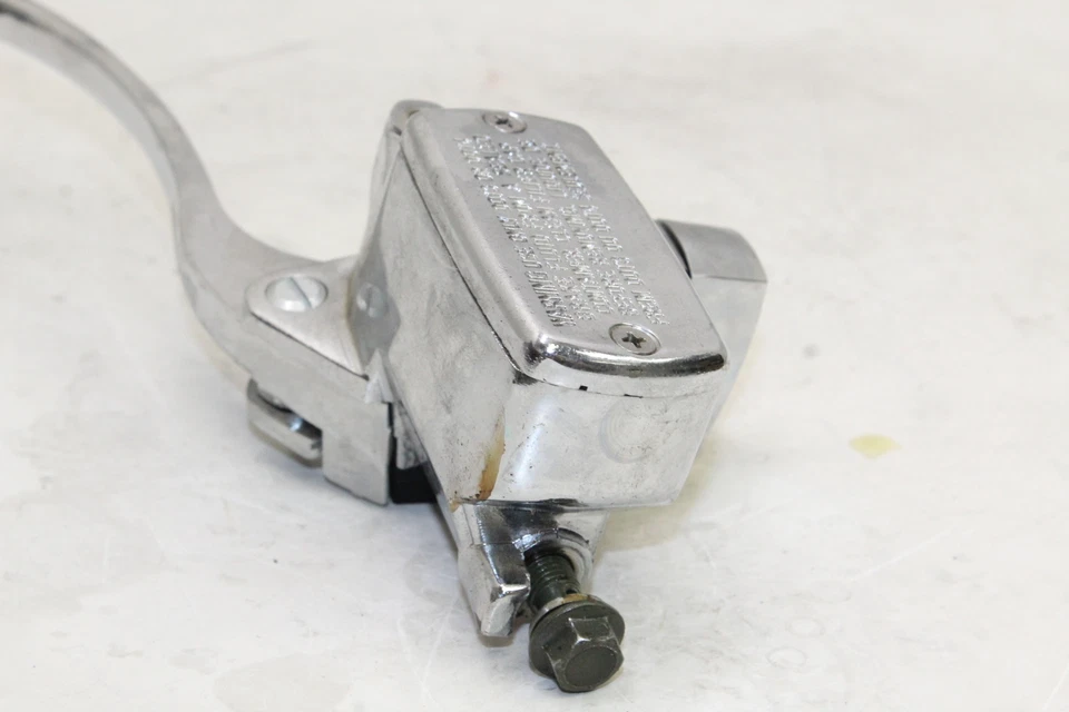 Cilindro maestro de freno delantero derecho Honda Goldwing Gl1200 1984 45500-mg9-771 OEM Foto 2 de 4