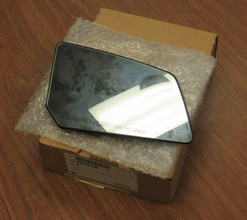 New GM OEM 22792130 Right Front Door Mirror